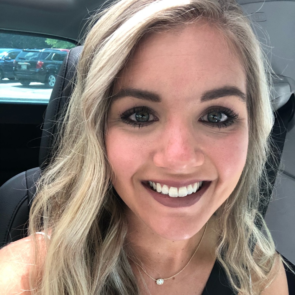 Meet your Posher, Lauren